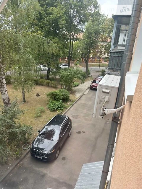 Продаж 2к квартири 38.3 кв. м на вул. Михайла Донця 9 • ID 3
