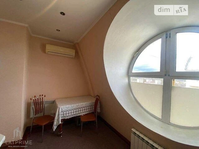 Продаж 1к квартири 41 кв. м на вул. Макіївська 8 • ID 347866