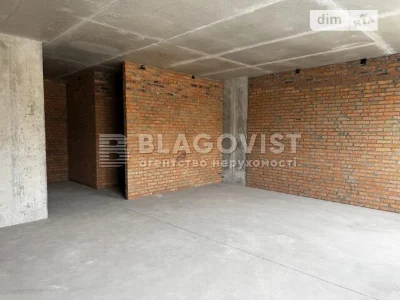 Продаж 3к квартири 118 кв. м на вул. Набережно-Хрещатицька 2