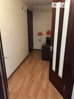 Продаж 1к квартири 30 кв. м на вул. Привокзальна 12 • ID 347