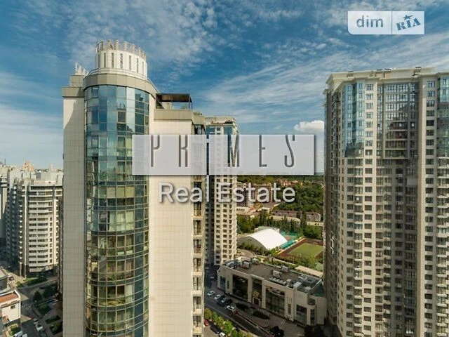 Продаж 5к квартири 177 кв. м на вул. Андрія Верхогляда 20 •