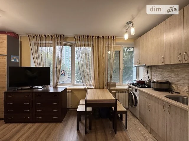 Продаж 1к квартири 21 кв. м на вул. Перемишльська 2Б • ID 34