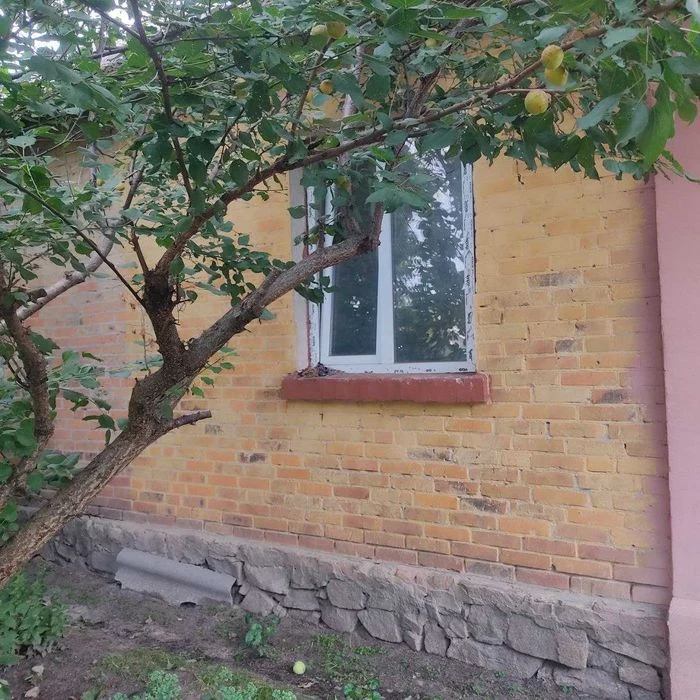 ПРОДАЮ 2-кім.Кв(Тепла+Уютна).Газ.Котел.Центр.Вода.ЧугунБатар