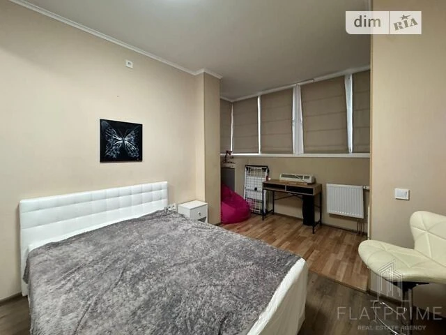 Продаж 3к квартири 80 кв. м на вул. Олени Пчілки • ID 347860