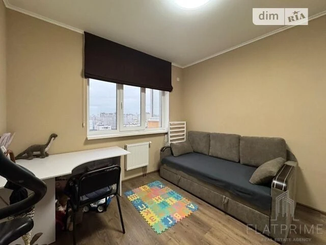 Продаж 3к квартири 80 кв. м на вул. Олени Пчілки • ID 347860