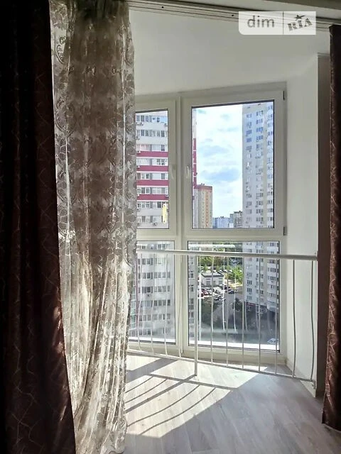 Продаж 1к квартири 50 кв. м на вул. Драгоманова 2Б • ID 3478