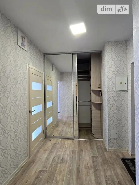 Продаж 1к квартири 50 кв. м на вул. Драгоманова 2Б • ID 3478