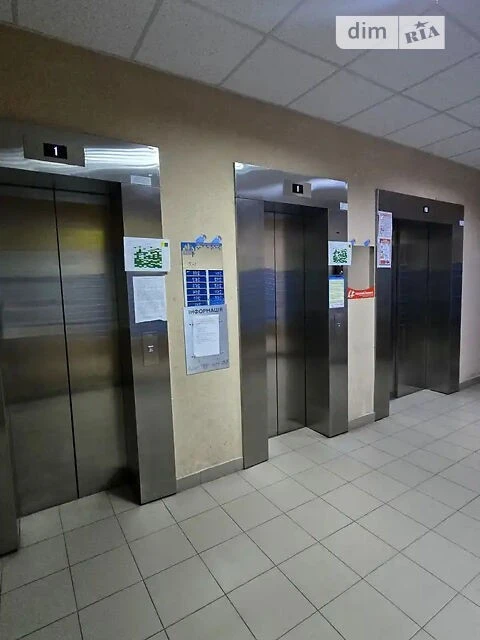 Продаж 1к квартири 50 кв. м на вул. Драгоманова 2Б • ID 3478