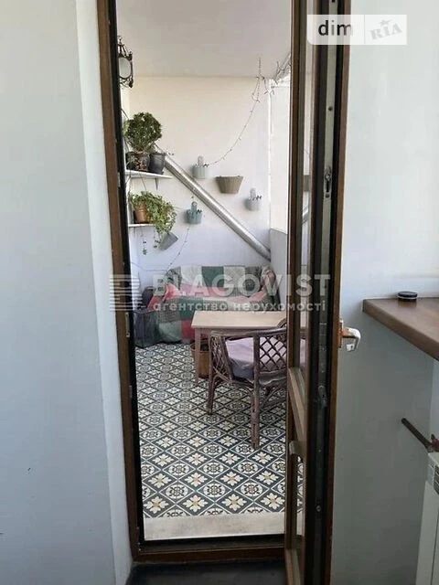 Продаж 3к квартири 67.7 кв. м на вул. Лісківська 2 • ID 3478