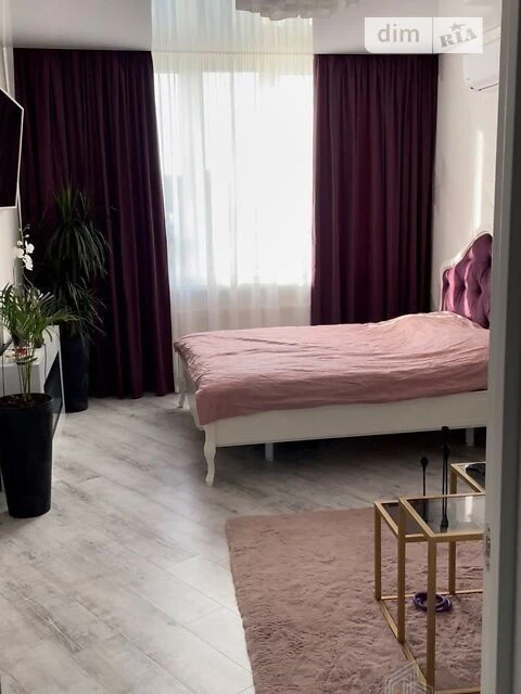 Продаж 3к квартири 98 кв. м на пров. Ясинуватський 10 • ID 3