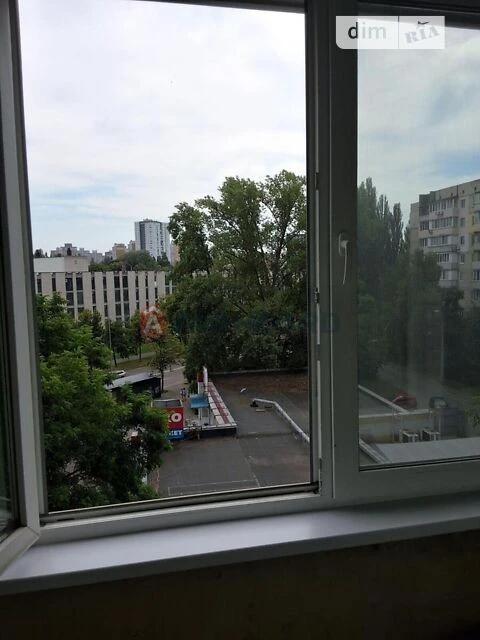 Продаж 2к квартири 52 кв. м на вул. Василя Касіяна 2 • ID 34