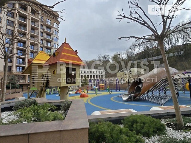 Продаж 2к квартири 110 кв. м на вул. Михайла Бойчука 19А • I
