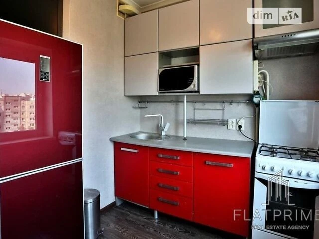 Продаж 2к квартири 50 кв. м на вул. Дмитра Луценка 9 • ID 34