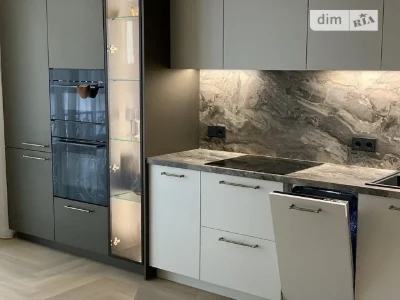 Продаж 5к квартири 294 кв. м на вул. Степана Рудницького 3А