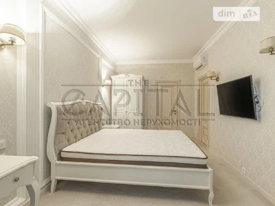 Продаж 4к квартири 106 кв. м на вул. Бульварно-Кудрявська 7