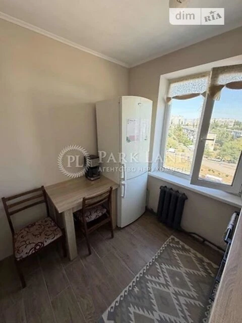 Продаж 3к квартири 59 кв. м на вул. Миропільська 3 • ID 3478