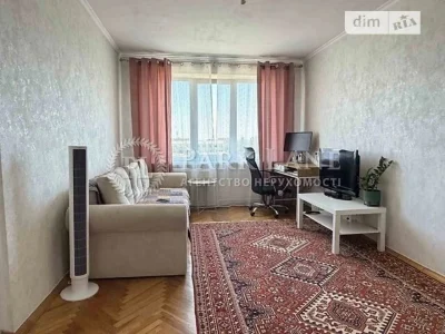 Продаж 3к квартири 59 кв. м на вул. Миропільська 3 • ID 3478