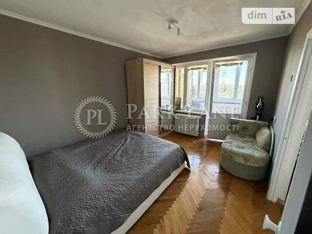 Продаж 3к квартири 59 кв. м на вул. Миропільська 3 • ID 3478