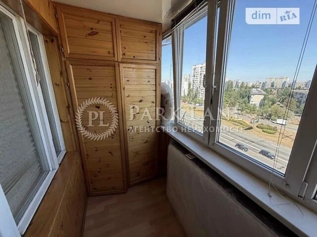 Продаж 3к квартири 59 кв. м на вул. Миропільська 3 • ID 3478