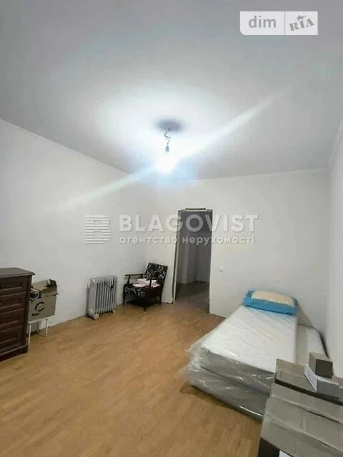 Продаж 3к квартири 69 кв. м на вул. Татарська 38 • ID 347856