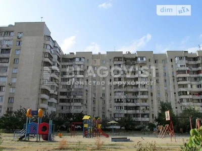 Продаж 3к квартири 85.3 кв. м на вул. Драгоманова 22 • ID 34