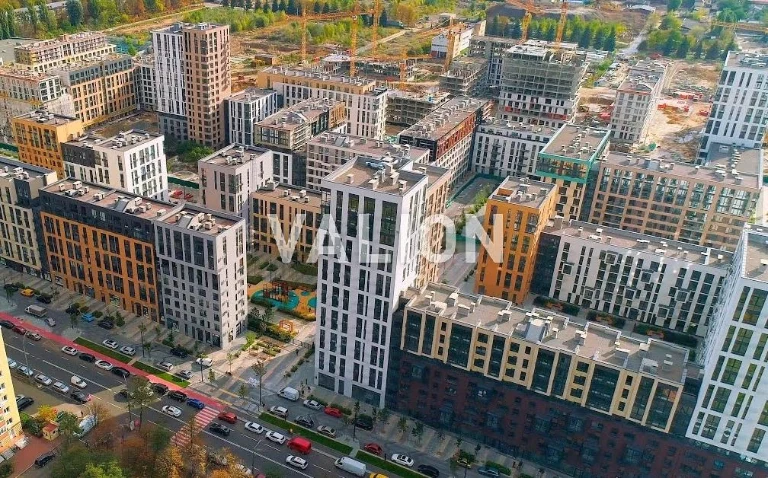 Продаж 3-к квартири вул. Салютна 2к7 Шевченківський район