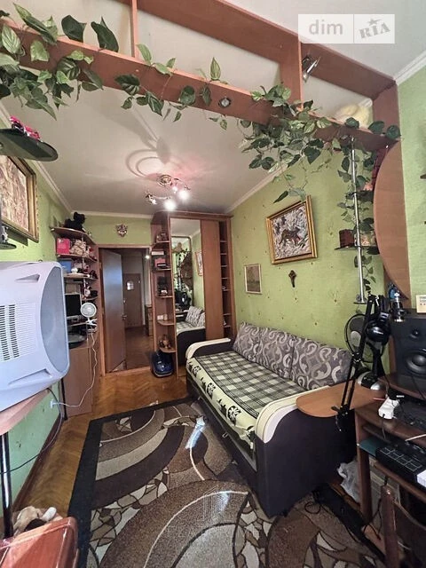 Продаж 3к квартири 62.5 кв. м на просп. Берестейський 78 • I