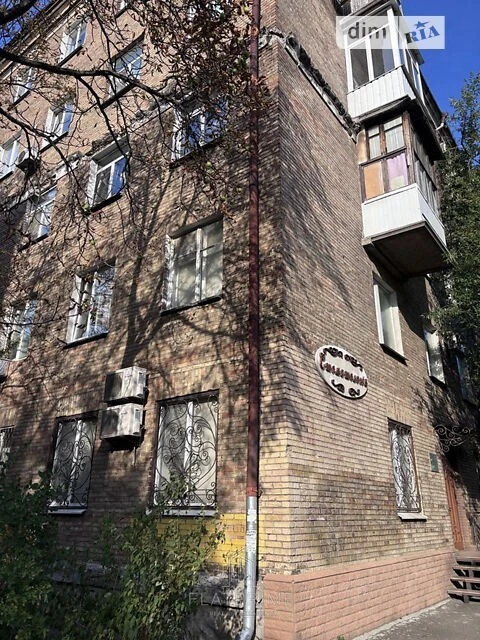 Продаж 3к квартири 62.5 кв. м на просп. Берестейський 78 • I
