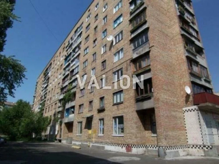 Продаж 2-к квартири вул. Вереснева 12а