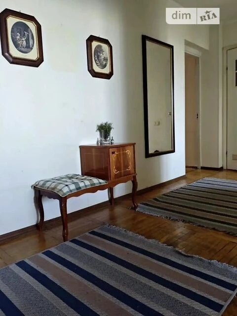 Продаж 3к квартири 70 кв. м на вул. Андрія Малишка 21Б • ID