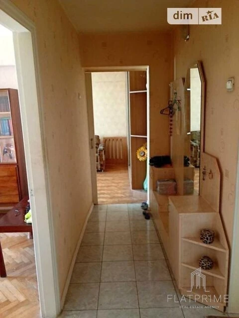 Продаж 2к квартири 52 кв. м на вул. Велика Васильківська 124