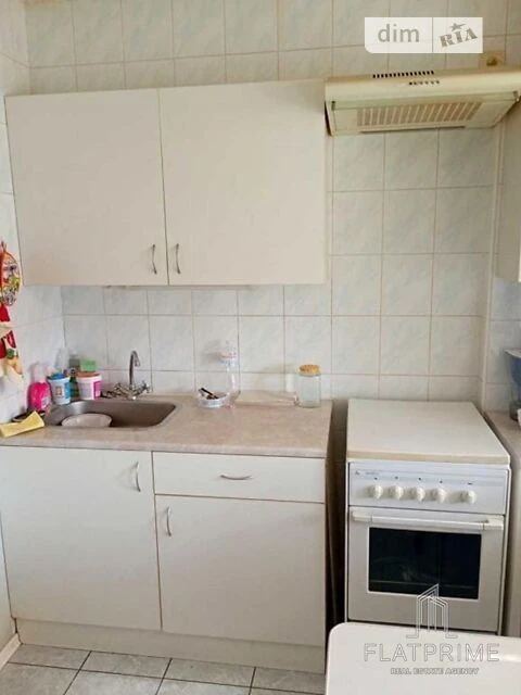 Продаж 2к квартири 52 кв. м на вул. Велика Васильківська 124