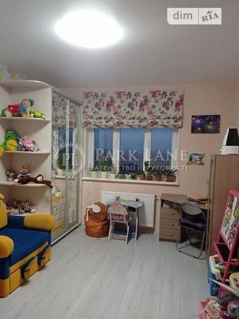Продаж 3к квартири 90 кв. м на вул. Воскресенська 18 • ID 34