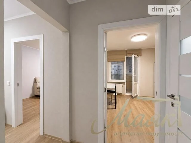 Продаж 2к квартири 48 кв. м на пров. Ясинуватський 11 • ID 3