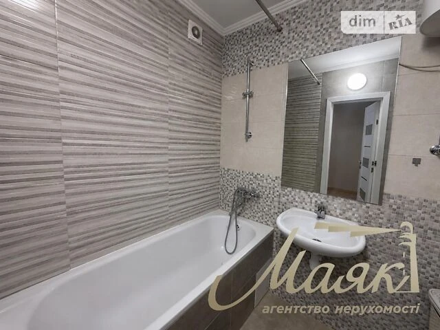 Продаж 2к квартири 48 кв. м на пров. Ясинуватський 11 • ID 3