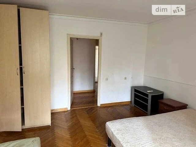 Продаж 3к квартири 64 кв. м на вул. Антоновича 88 • ID 34784