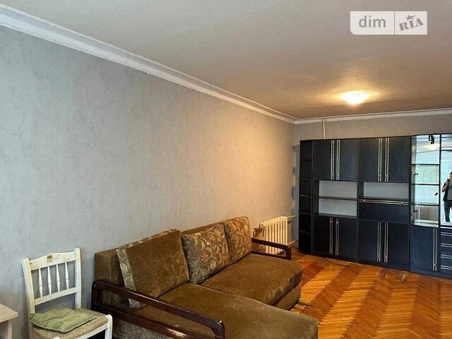 Продаж 3к квартири 64 кв. м на вул. Антоновича 88 • ID 34784