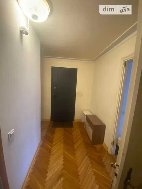 Продаж 3к квартири 64 кв. м на вул. Антоновича 88 • ID 34784