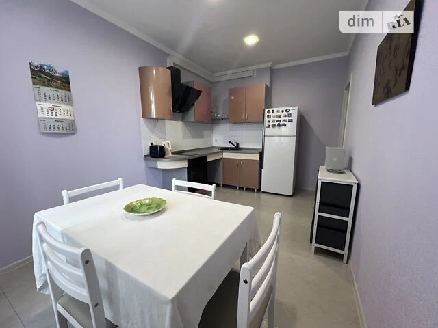 Продаж 3к квартири 79 кв. м на вул. Світла 3Д • ID 34784255