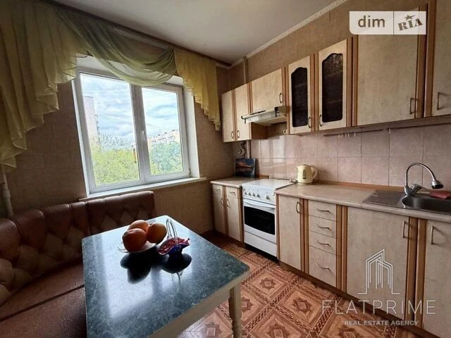 Продаж 3к квартири 67 кв. м на вул. Деміївська 35Б • ID 3478
