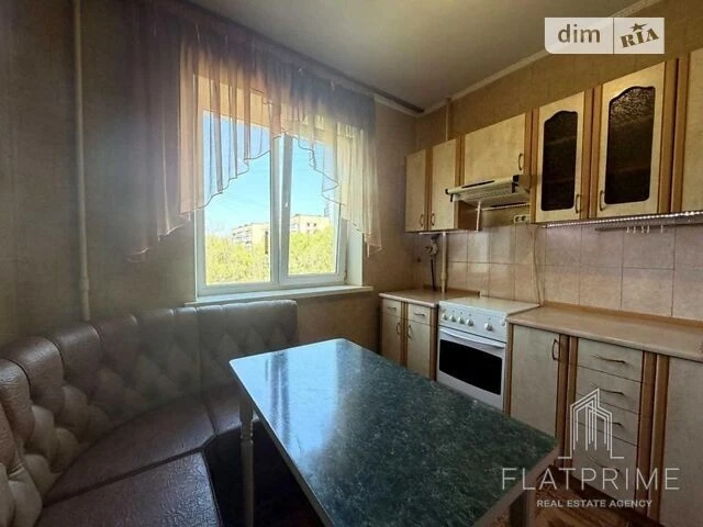 Продаж 3к квартири 67 кв. м на вул. Деміївська 35Б • ID 3478