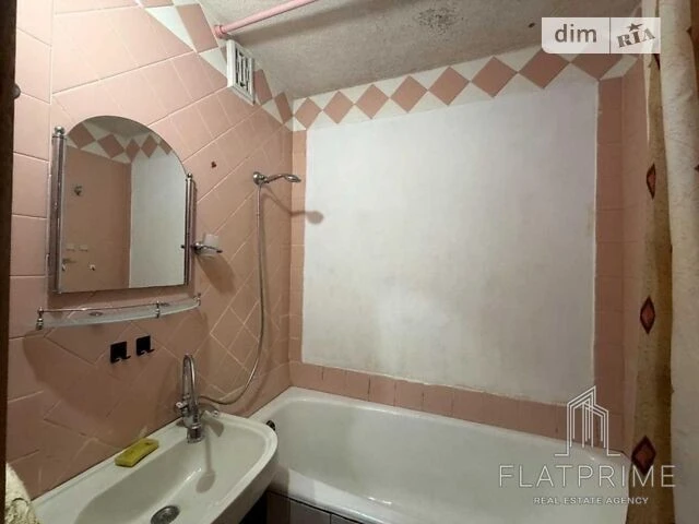 Продаж 3к квартири 67 кв. м на вул. Деміївська 35Б • ID 3478