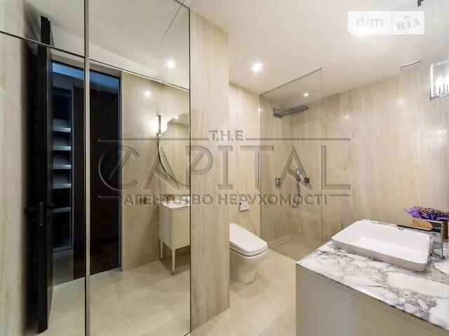 Продаж 3к квартири 141 кв. м на вул. Саксаганського 70 • ID