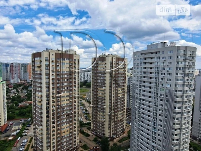 Продаж 1к квартири 46.7 кв. м на вул. Микільсько-Слобідська