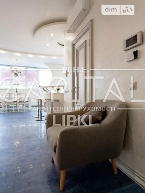 Продаж 3к квартири 163 кв. м на вул. Андрія Верхогляда 5 • I