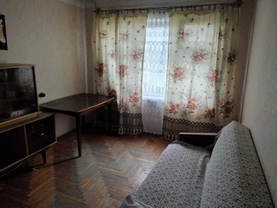 I will sell 2 rooms. St. O. Govorukhi Sovkhoznaya. Space.