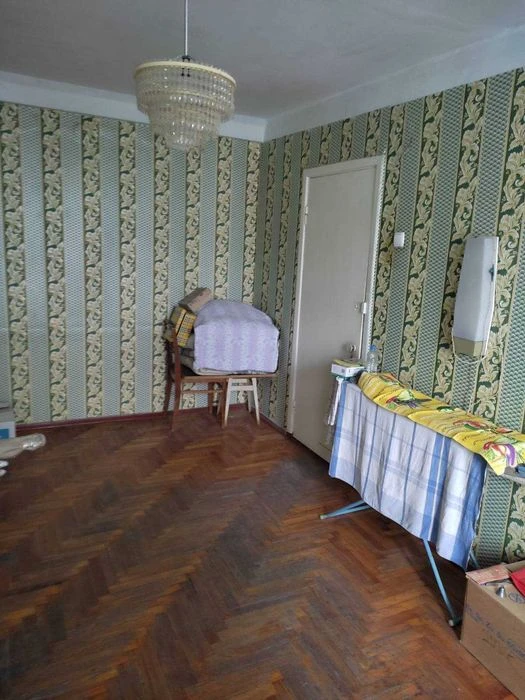 I will sell 2 rooms. St. O. Govorukhi Sovkhoznaya. Space.