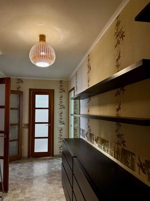 (5) Продам 1к квартиру на Ближньому Замості 9081