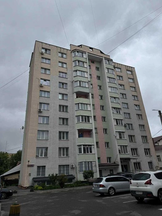 (5) Продам 1к квартиру на Ближньому Замості 9081