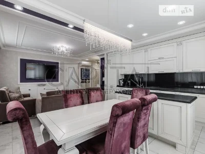 Продаж 3к квартири 97 кв. м на вул. Юрія Іллєнка 51Б • ID 34